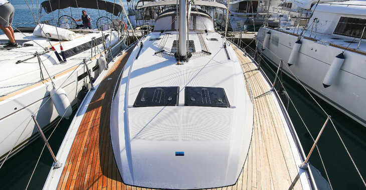 Rent a sailboat in Veruda Marina - Bavaria Cruiser 46 - 3 cab.