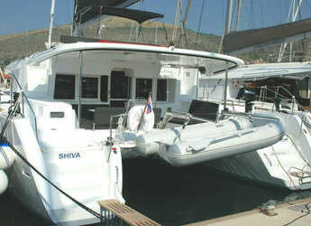 Rent a catamaran in Marina Baotić - Lagoon 450 F - 4 + 2 cab.