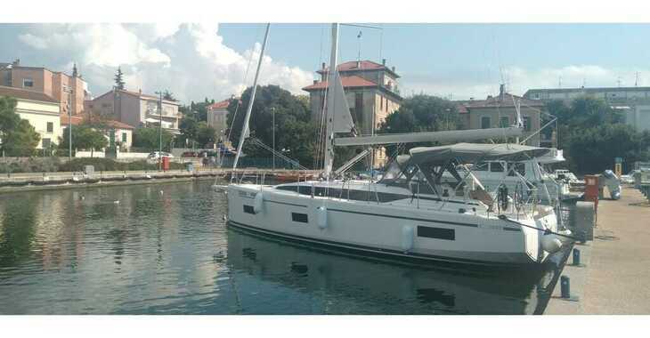 Louer voilier à Zadar Marina - Bavaria C38 (2 heads)