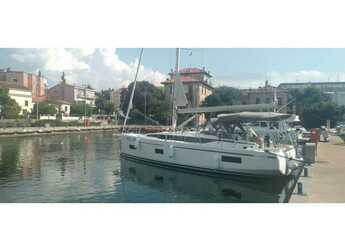 Rent a sailboat in Zadar Marina - Bavaria C38 (2 heads)