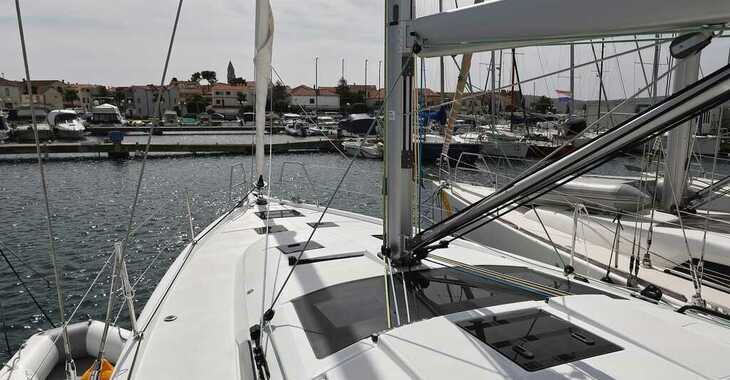 Rent a sailboat in Kremik Marina - Dufour 41