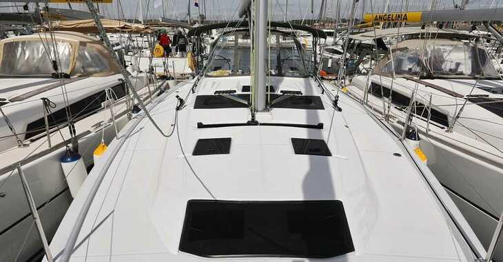 Rent a sailboat in Marina Kremik - Dufour 41
