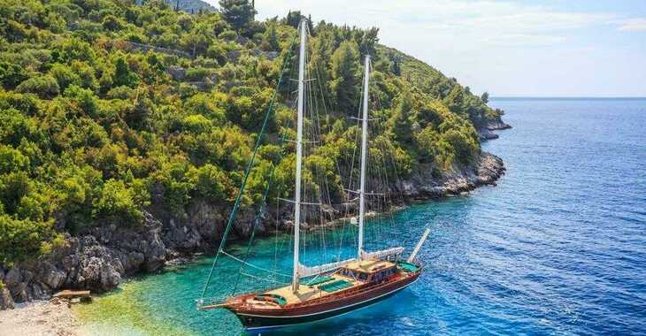Rent a schooner in Split (ACI Marina) - Carpe Diem