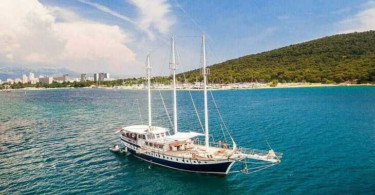 Rent a schooner in Marina Split (ACI Marina) - Gideon