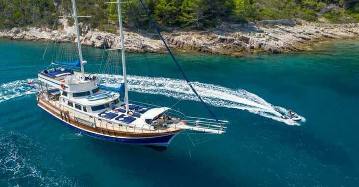 Rent a schooner in Marina Split (ACI Marina) - Saint Luca