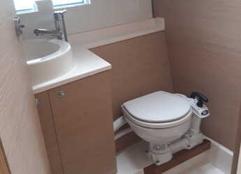 Alquilar velero en Luka Marina - D&D Kufner 54.2