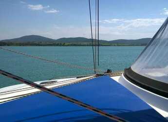 Alquilar catamarán en Luka Marina - Lagoon 440 - 4 + 1 cab.