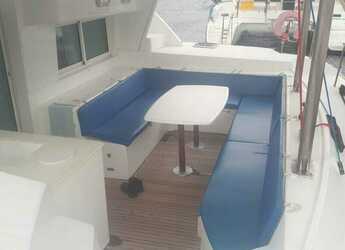 Alquilar catamarán en Luka Marina - Lagoon 440 - 4 + 1 cab.