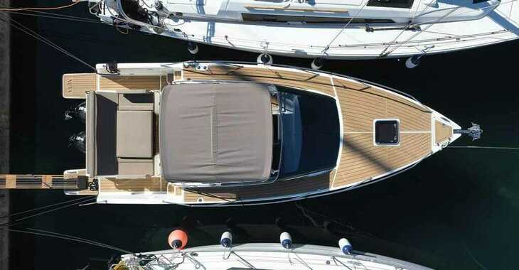Rent a motorboat in Marina Kornati - Nuva M9 Cabin