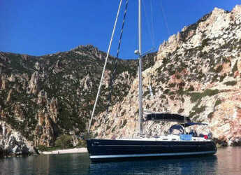 Rent a sailboat in Adhamas - Oceanis 523 Clipper