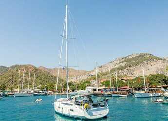 Chartern Sie segelboot in Port Gocëk Marina - Sun Odyssey 410 - 3 cab.