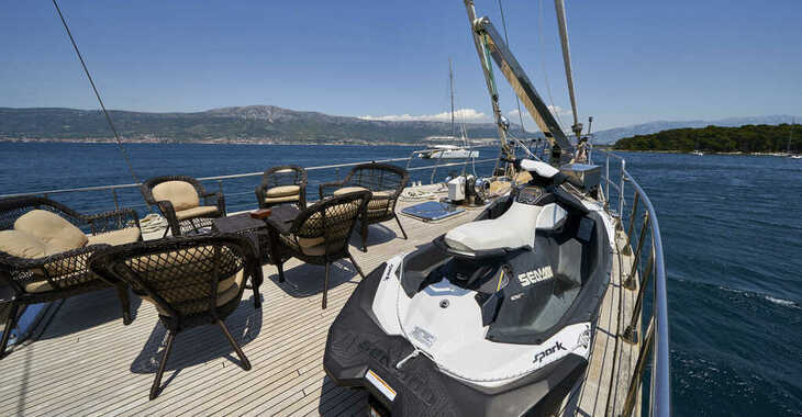 Rent a schooner in Marina Split (ACI Marina) - Gulet Alba (Luxury)