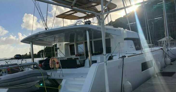 Rent a catamaran in Porto Olbia - Lagoon 52 F - 6 + 2 cab.