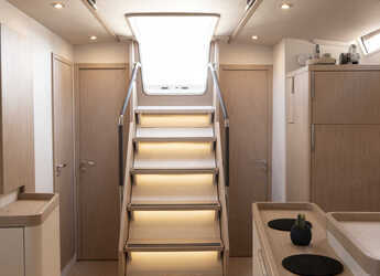 Alquilar velero en Olympic Marine - First 53