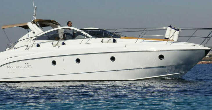 Rent a motorboat in Port Zakinthos - Monte Carlo 37 Open