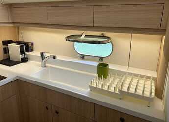 Louer yacht à Marina Zeas - Princess 47