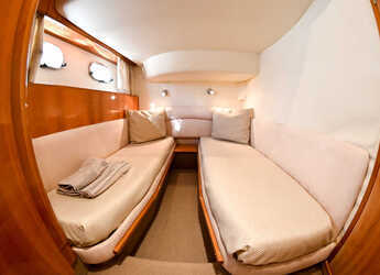 Alquilar yate en Alimos Marina - Princess 45