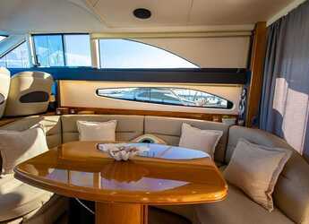 Alquilar yate en Alimos Marina - Princess 45