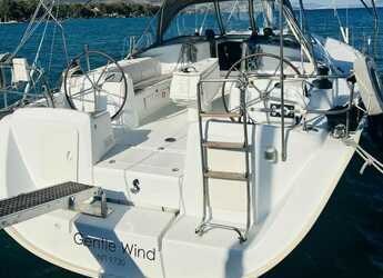 Rent a sailboat in Mikrolimano Port - Cyclades 50.5
