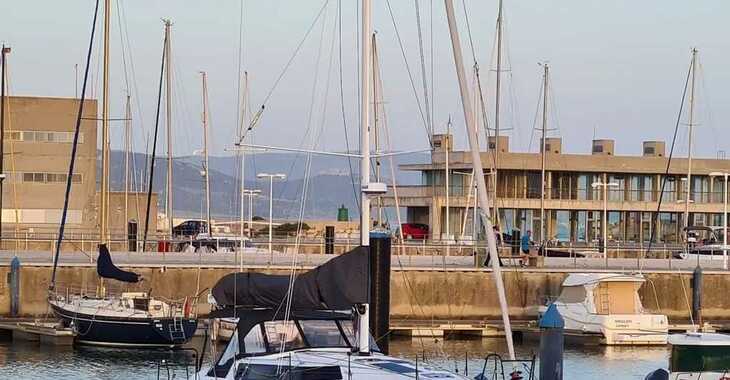 Rent a sailboat in Marina San Miguel - Pogo 44
