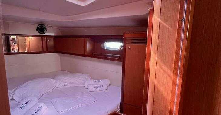 Rent a sailboat in Lavrion Marina - Oceanis 54