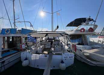 Rent a sailboat in Lavrion Marina - Bavaria C42