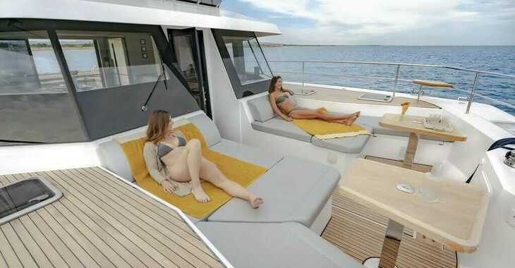 Rent a power catamaran  in Alimos Marina - Aventura 50