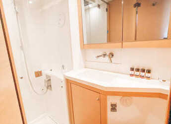 Alquilar catamarán en Marina Delta Kallithea - Lagoon 450