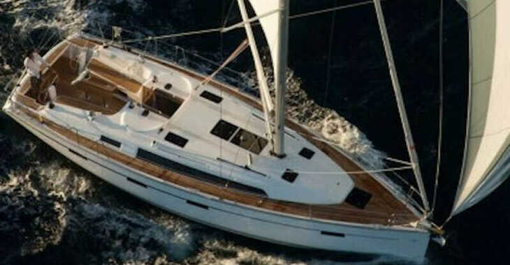 Rent a sailboat in Corinth Harbour - Bavaria 41