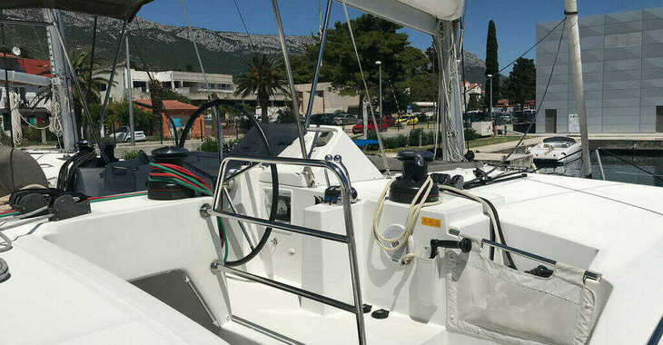 Rent a catamaran in Marina Frapa - Lagoon 450 F - 4 + 2 cab.