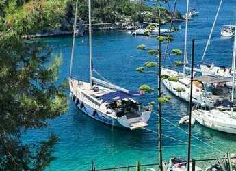 Alquilar velero en Marina Benitses - D&D Kufner 54