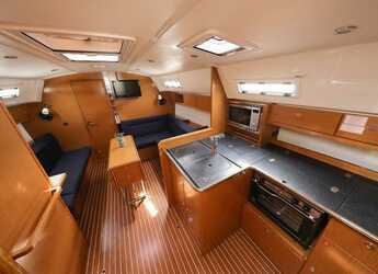 Alquilar velero en Marina Sukosan (D-Marin Dalmacija) - Bavaria Cruiser 36