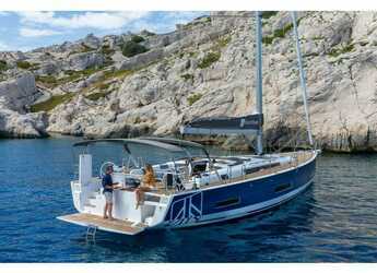 Rent a sailboat in Olympic Marine - Dufour 530 (5+1)
