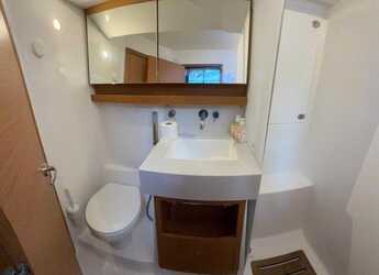 Rent a sailboat in Kos Marina - Dufour 530