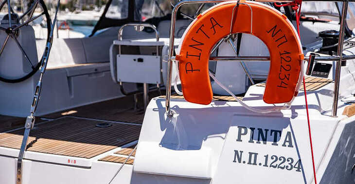 Chartern Sie segelboot in Paros Marina - Sun Odyssey 519