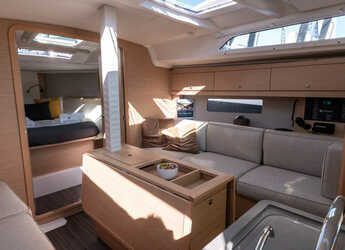 Rent a sailboat in Alimos Marina - Dufour 37