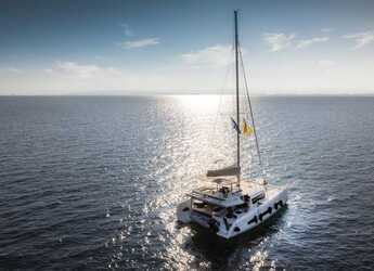 Alquilar catamarán en Alimos Marina - Dufour 48
