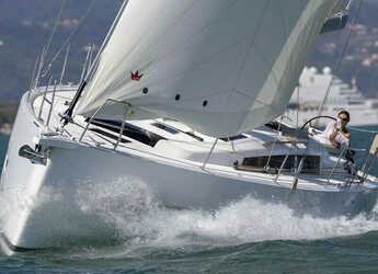 Rent a sailboat in Lavrion Marina - Dufour 430 Grand Large