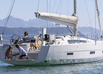 Rent a sailboat in Alimos Marina - Dufour 430 Grand Large