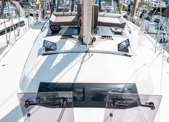 Rent a sailboat in Alimos Marina - Dufour 470