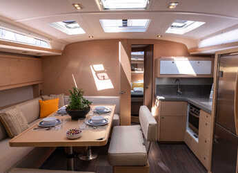 Rent a sailboat in Alimos Marina - Dufour 470