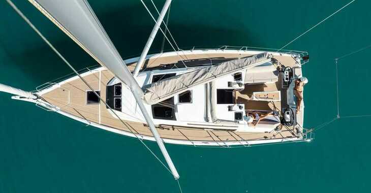 Rent a sailboat in Preveza Marina - Dufour 390