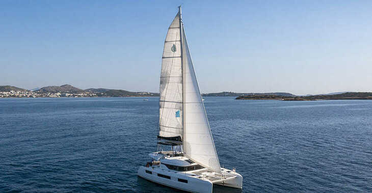 Rent a catamaran in Marina Tourlos - Lagoon 50