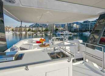 Rent a power catamaran  in Marina Gouvia - Leopard 434 PC