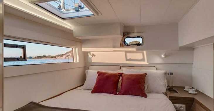 Rent a catamaran in Marina d'Arechi - Lagoon 40 - 4 + 1 cab.