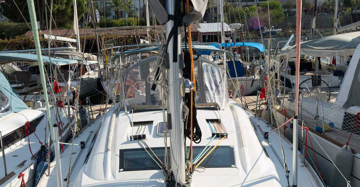 Rent a sailboat in Yes marina - Oceanis 40