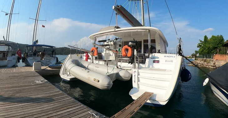 Chartern Sie katamaran in Yes marina - Lagoon 400 S2