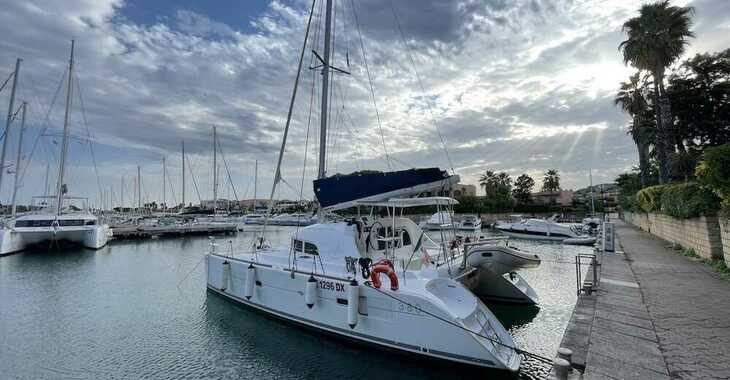 Chartern Sie katamaran in Porto Capo d'Orlando Marina - Lagoon 380 S2