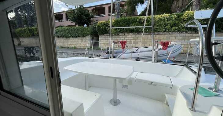 Rent a catamaran in Porto Capo d'Orlando Marina - Lagoon 380 S2