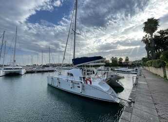 Rent a catamaran in Porto Capo d'Orlando Marina - Lagoon 380 S2